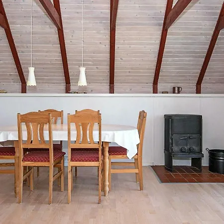 Three-bedroom Holiday In Dyrvik * Toftum (Syddanmark)