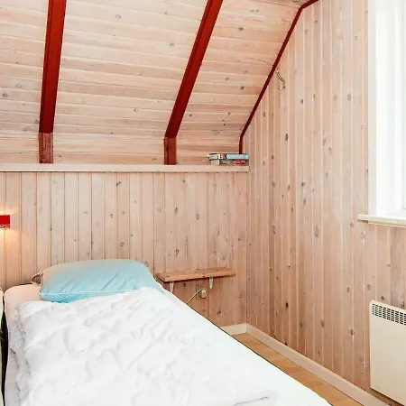 Three-bedroom Holiday In Dyrvik Toftum (Syddanmark)