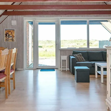 Three-bedroom Holiday In Dyrvik Holiday home *